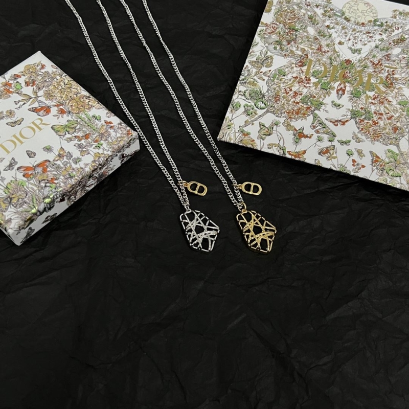 chr1st1an D10r necklaces